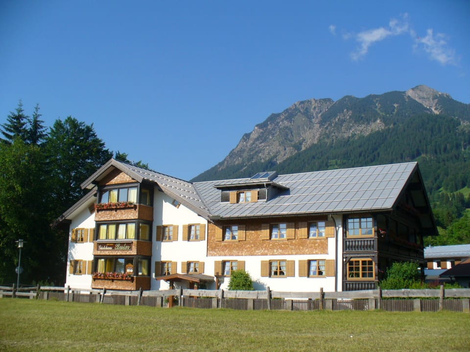 Von vorne Gästehaus Besler