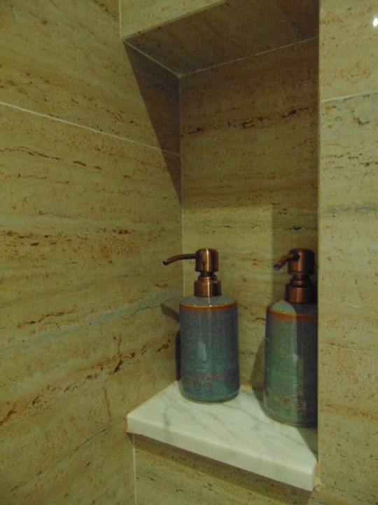 Zimmer D' Lecia Ha Long Hotel