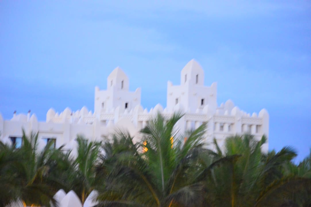 Außenansicht Hotel Riu Karamboa
