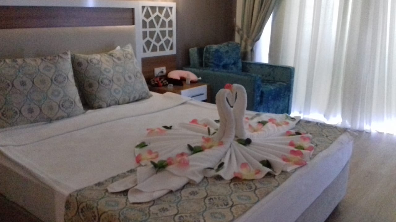 Zimmer Lonicera Resort & Spa Hotel