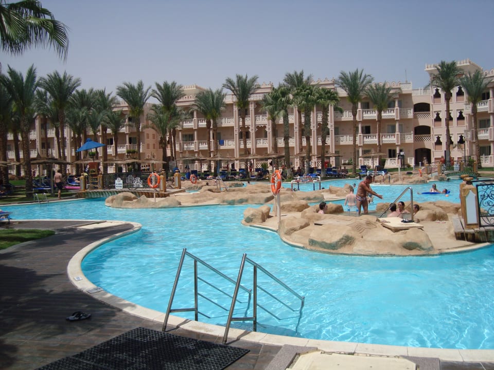 Außenansicht Beach Albatros Resort