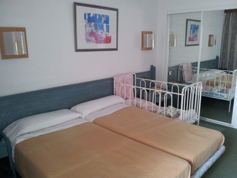 Sehr klein mit einem Kind Hotel Vibra Beverly Playa