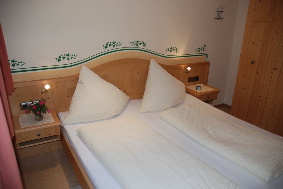 Schlafzimmer Franziska Bauernhof Beim Kiasn