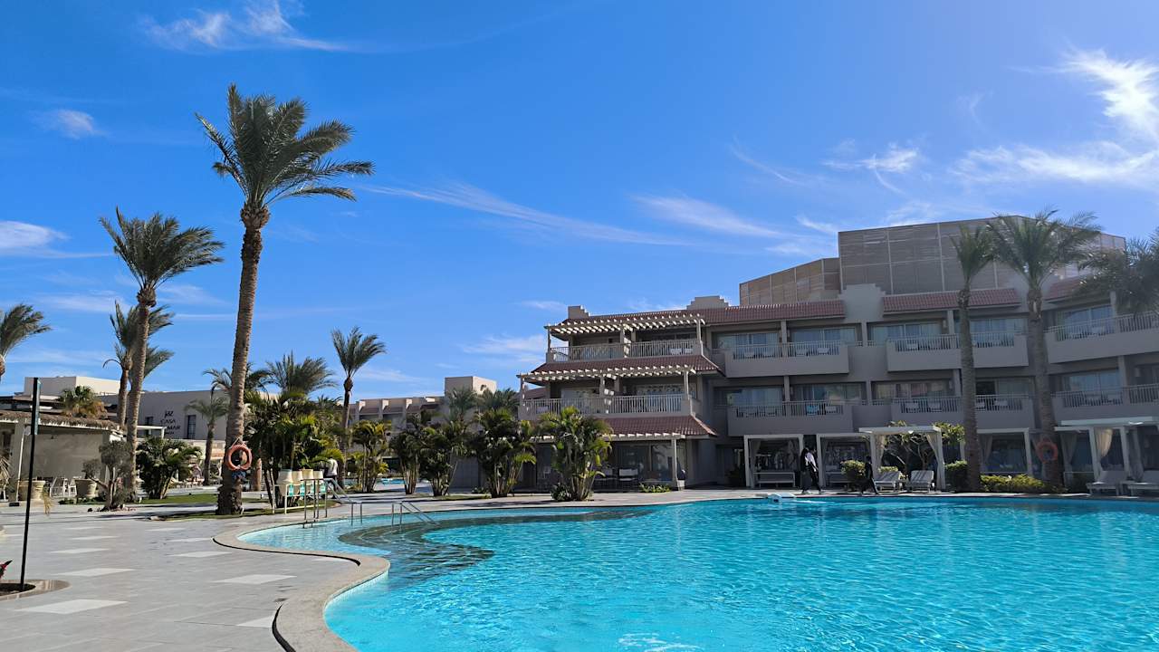 Pool JAZ Elite Casa del Mar Beach