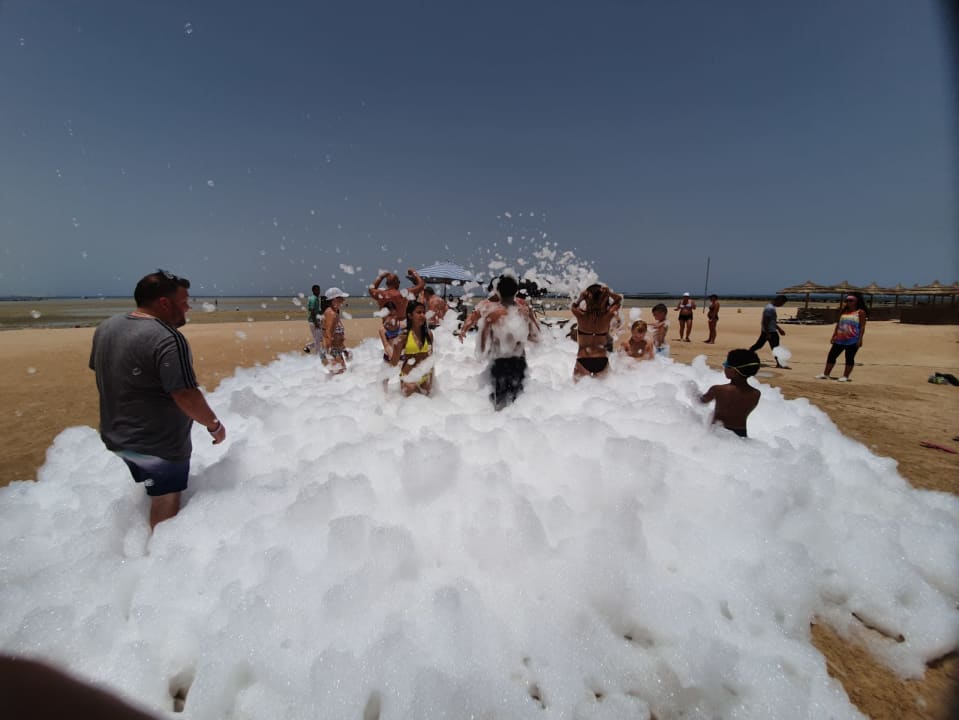 Strand Titanic Beach Spa & Aqua Park