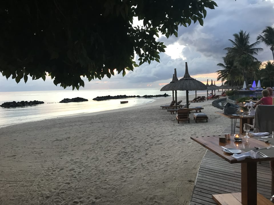 Gastro Sands Suites Resort & Spa