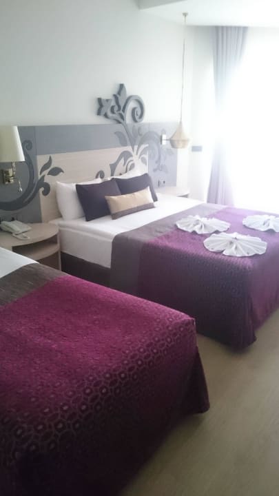 Betten Kirman Belazur Resort & Spa