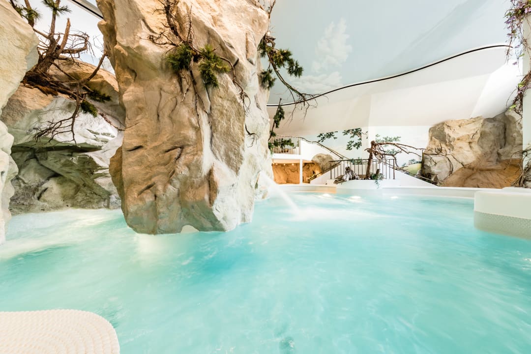 Pool Hotel Almhof Call