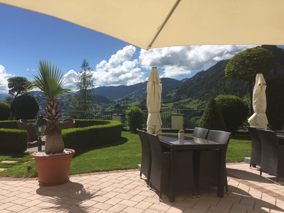 Ausblick beim Kaffee Hotel AlpenSchlössl