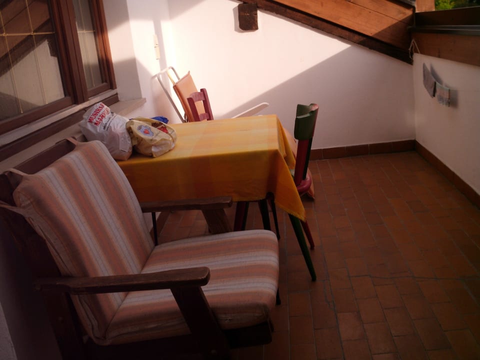 Blick auf die Terrasse von unserem Zimmer  Hotel Fines