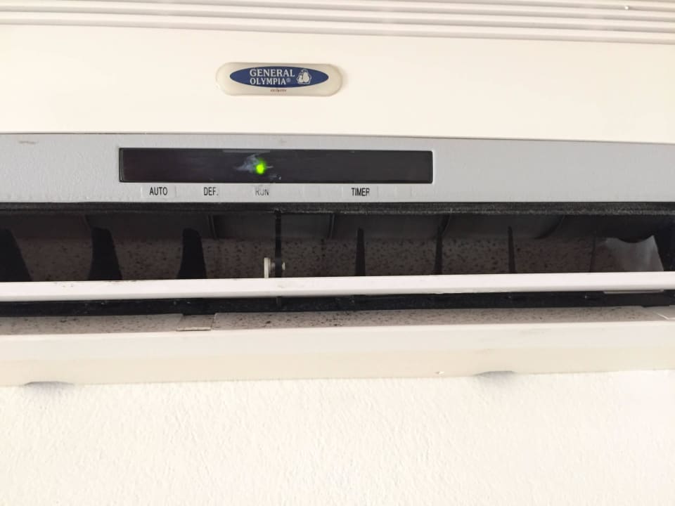 Verdreckte Klimaanlage Almyros Villas Resort