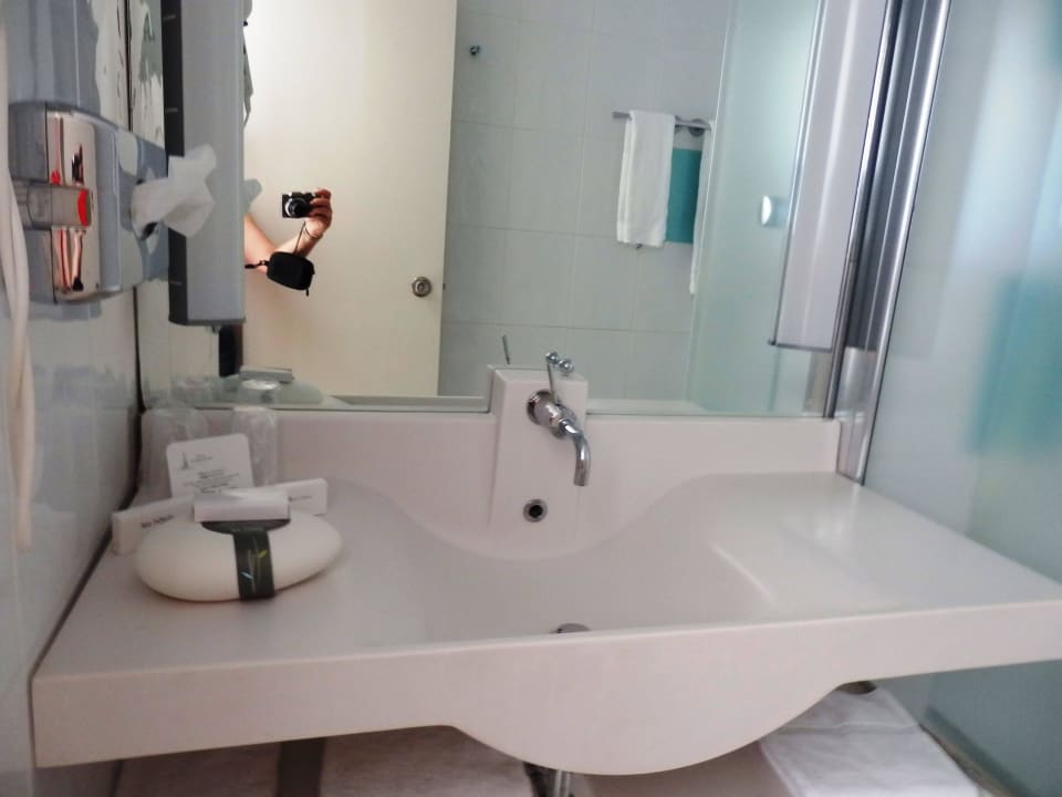 Bad Hotel Cordouan by Thalazur