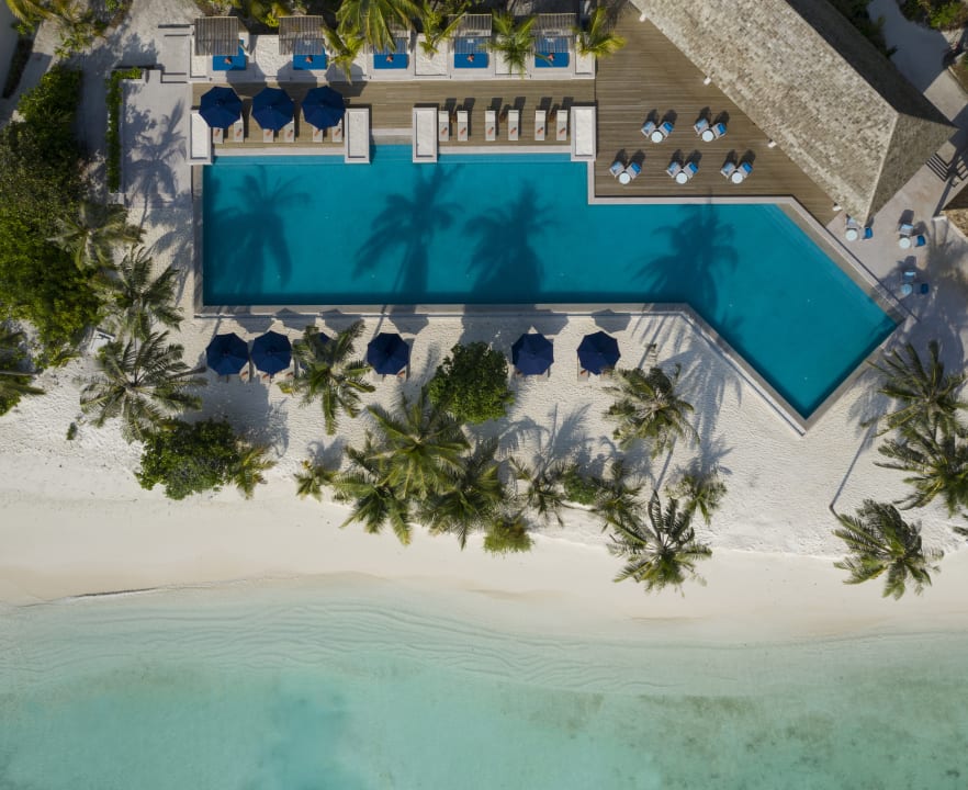 Pool Emerald Faarufushi Resort & Spa