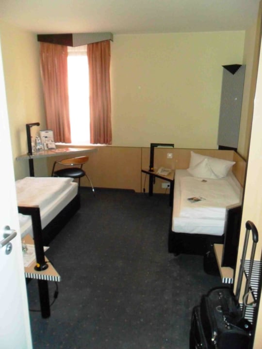 Standard 2Bettzimmer TRYP by Wyndham Halle