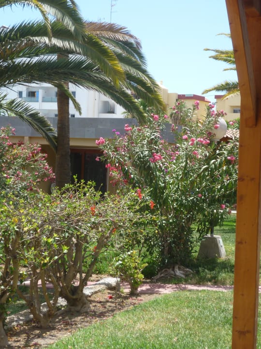 Gartenanlage HL Miraflor Suites Hotel