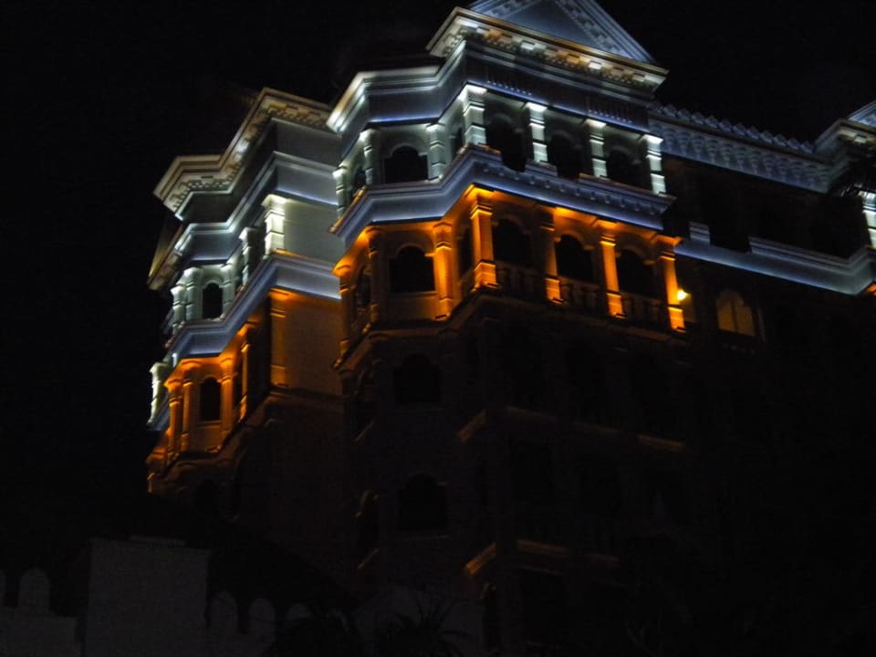 Fulya Hotel bei Nacht Kamelya Fulya Hotel