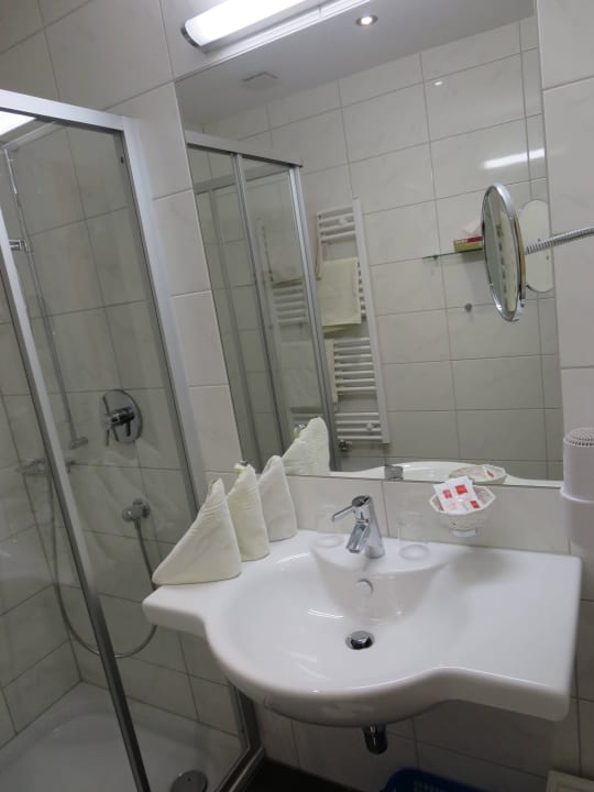 Waschtisch Alpenstern Pension & Suites