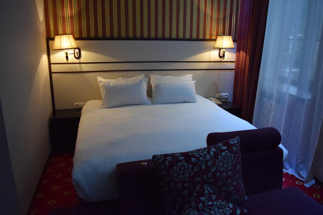 Doppelbett Hotel & Spa Borjomi Palace