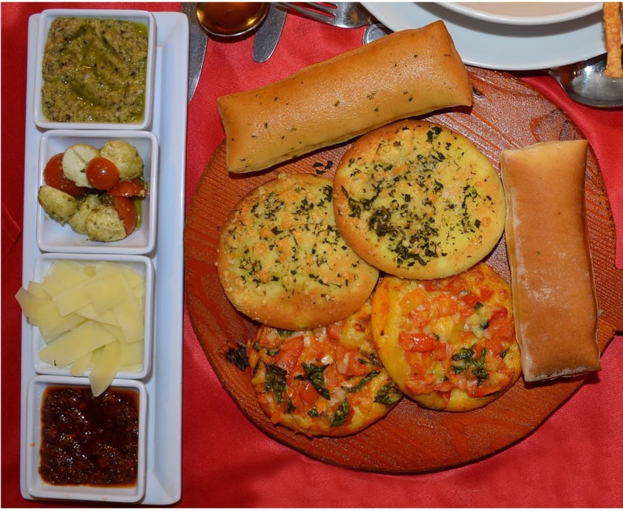 Gastro Regency Plaza Aqua Park & Spa