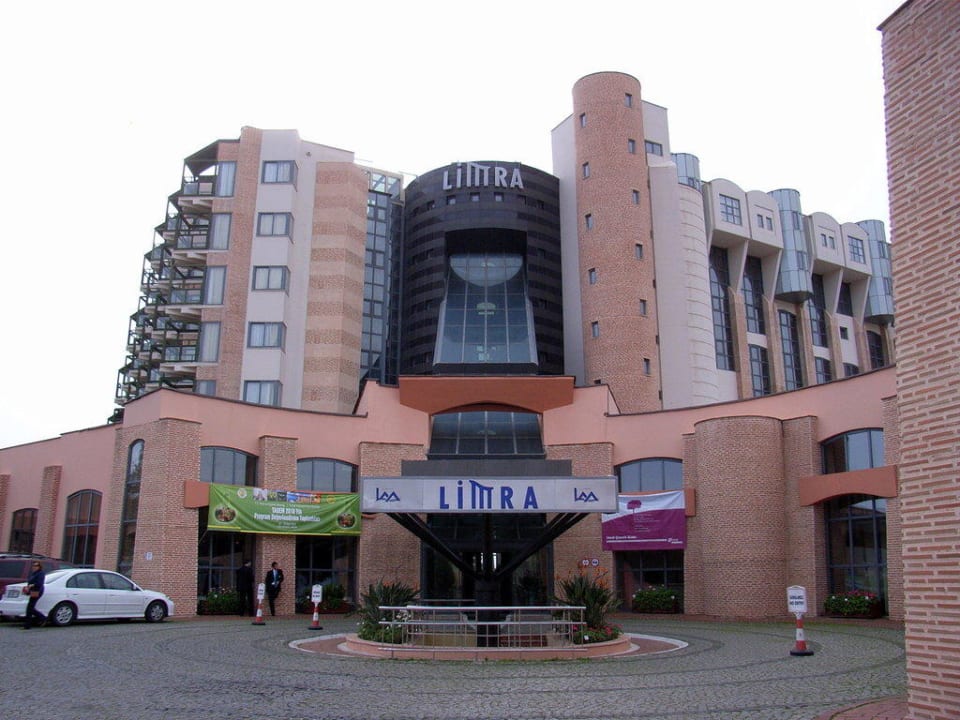 Hoteleingang Limak Limra Hotel & Resort