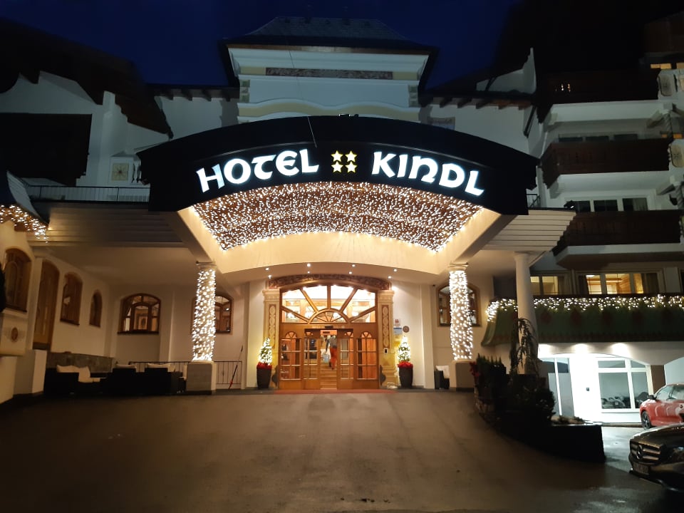 Außenansicht Alpenhotel Kindl