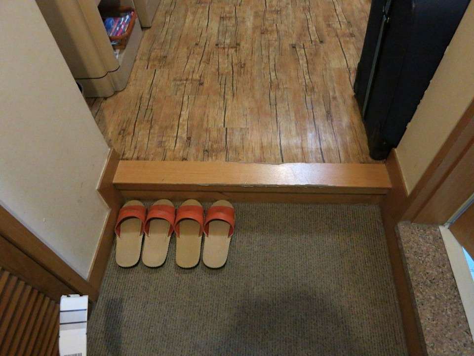 Badelatschen vom Zimmer Hotel Robero