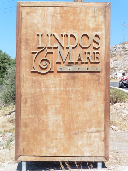 Einfahrt Lindos Mare, Seaside Hotel