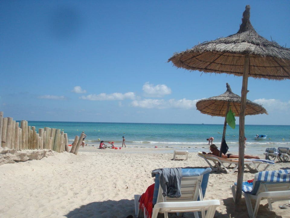 Der Blick aufs Meer vom Platz  Caribbean World Thalasso Djerba