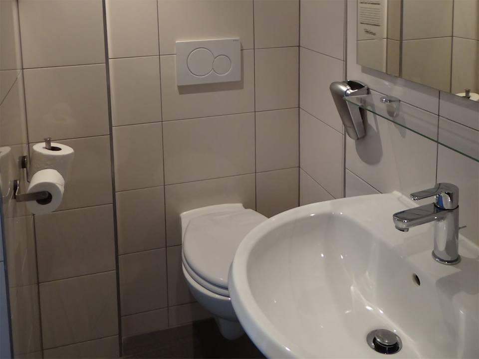 Zimmer Tulip Inn Heerlen City Centre