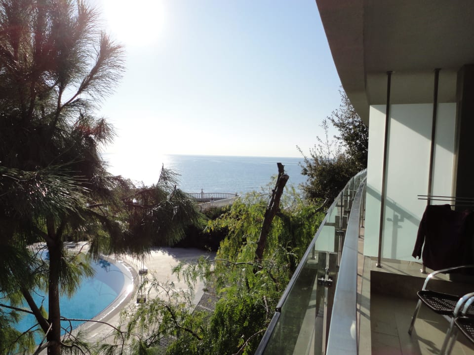 Blick vom Balkon auf das Meer Sunrise Queen Luxury Hotel