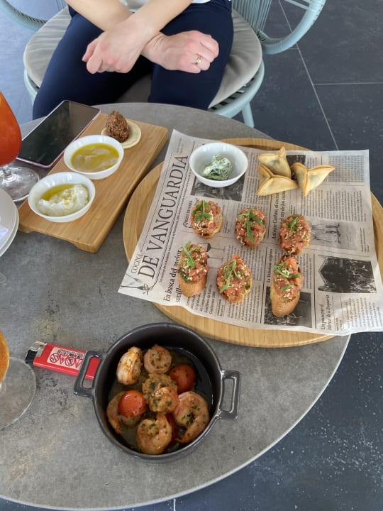 Gastro Outrigger Maldives Maafushivaru Resort