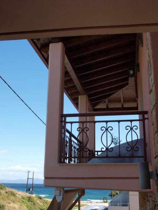 Von einem der Balkone Apollon Xenonas Apparthotel