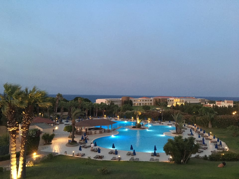 Pool Kresten Palace Hotel