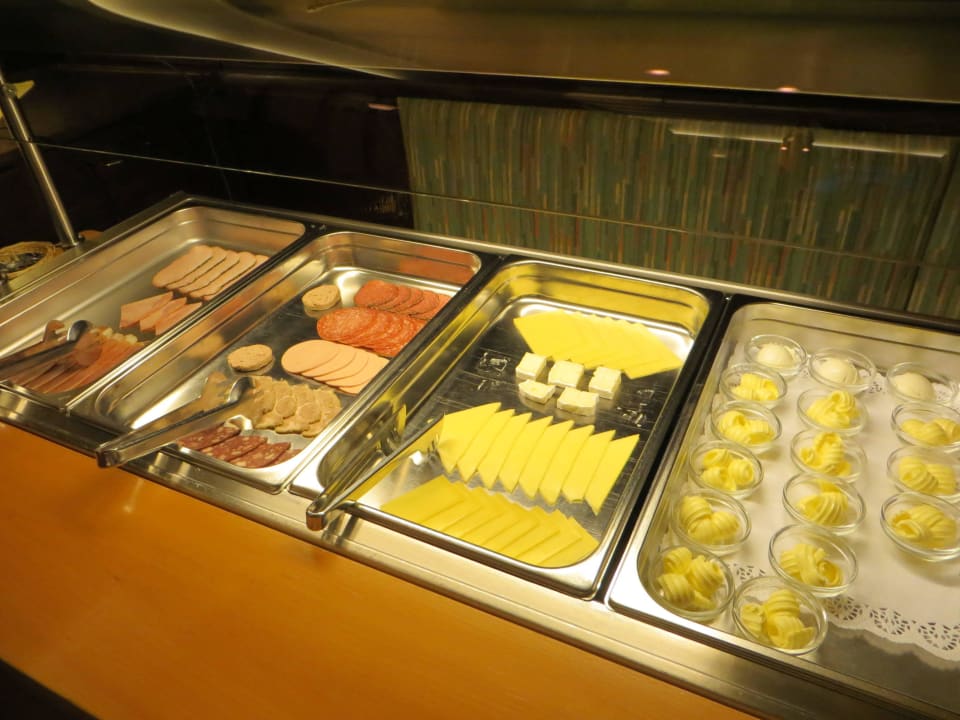 Frühstücksangebot Wurst und Käse Hotel-Gasthof Zur Kapelle