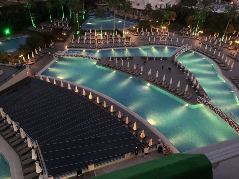 Pool Side Mare Resort & Spa