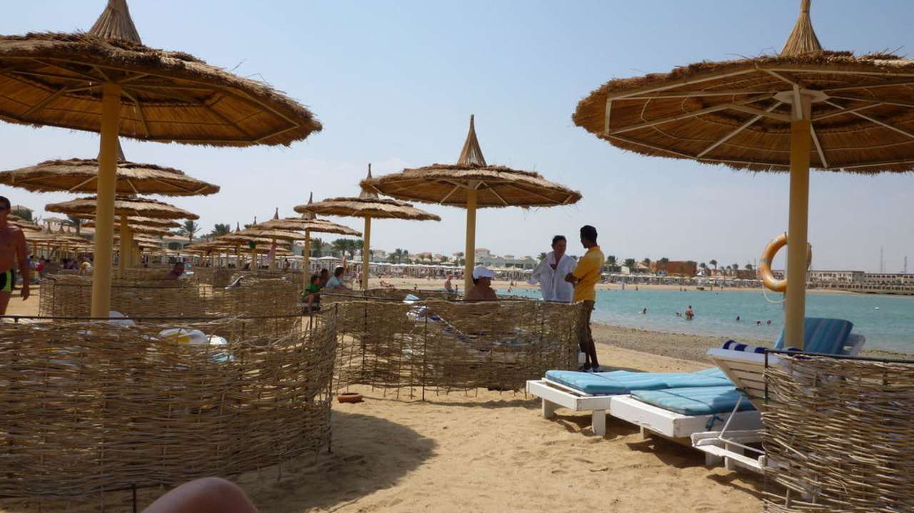 Strand am Dana-Beach Pickalbatros Alf Leila Wa Leila Resort - Neverland Hurghada