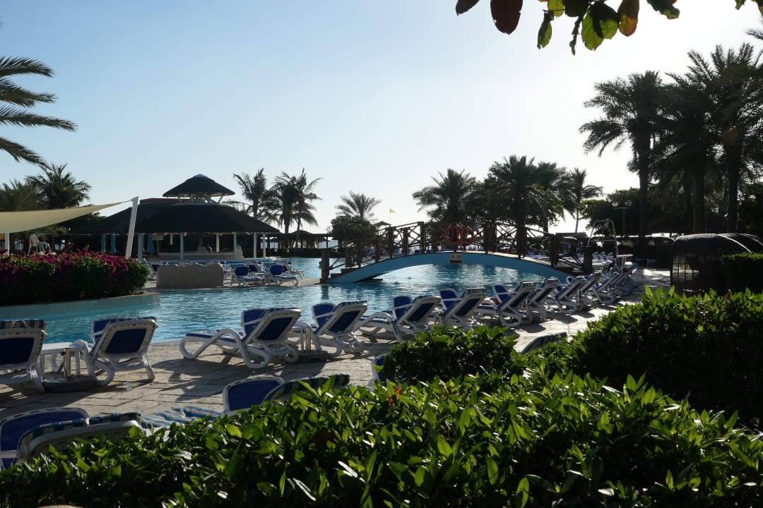 Pool Fujairah Rotana Resort & Spa