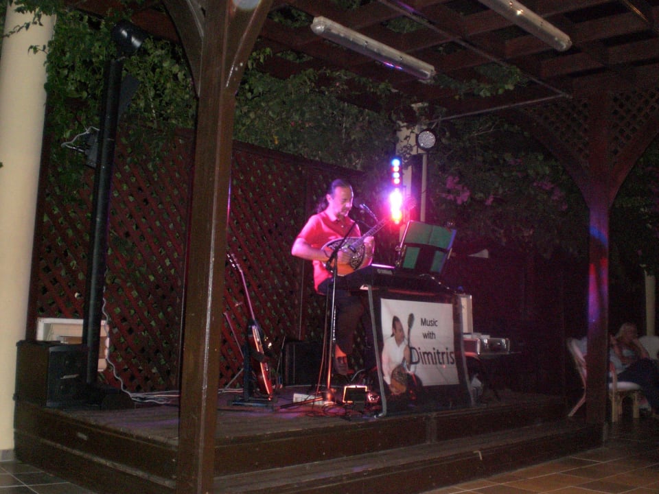 Programm abends  Hotel Kalithea Horizon Royal