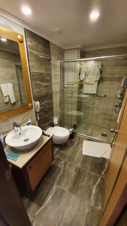 Zimmer Dream World Aqua Hotel