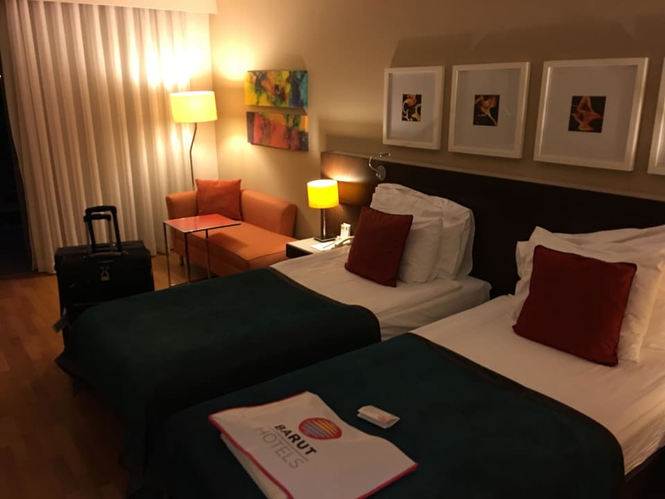 Bett Arum Barut Collection