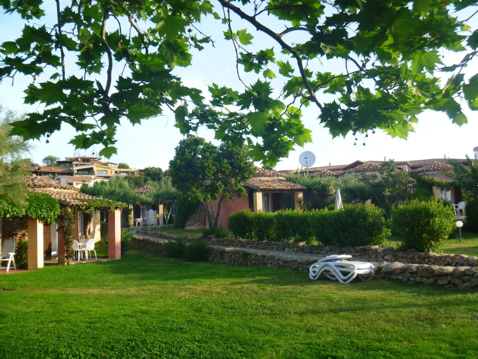 Baia Caddinas Appartments mit Gartenblick Appartments Baia Caddinas Clubresidence