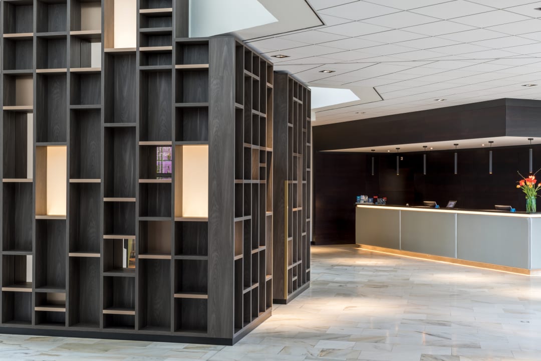 Lobby Hotel NH Jan Tabak