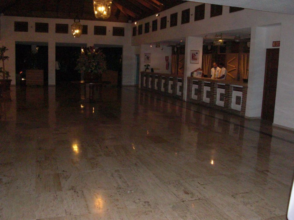 Blick in die Rezeption Sunscape Puerto Plata