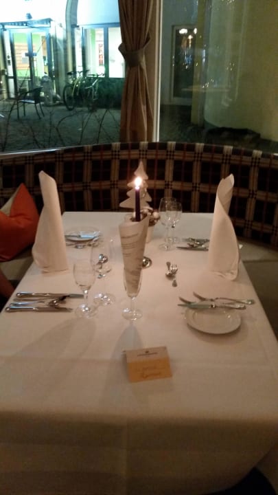 Candle Light DInner Luitpoldpark Hotel