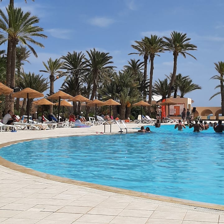 Pool Zita Beach Resort