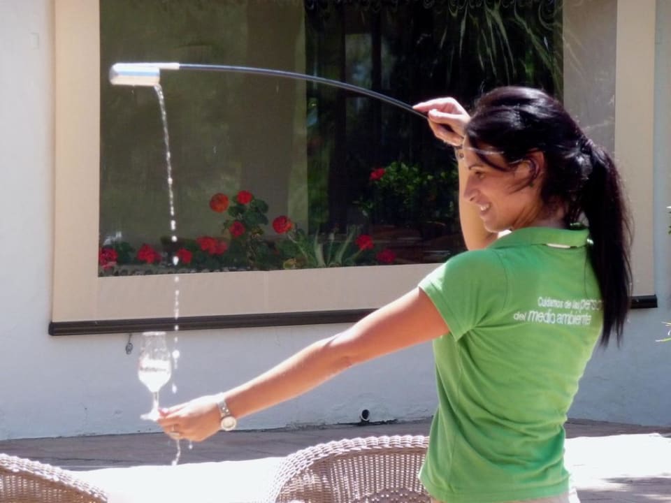 Laura zeigt wie es geht Fuerte Conil-Resort