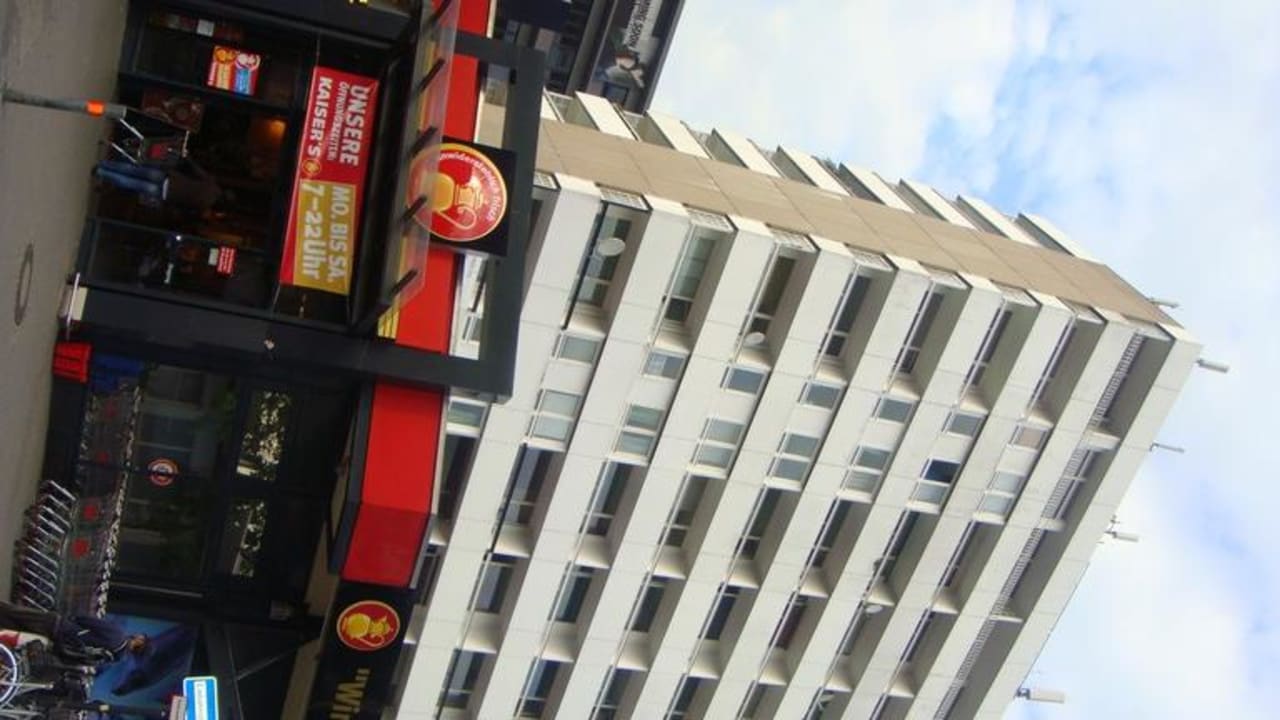 Вид здания Claytower Apartments