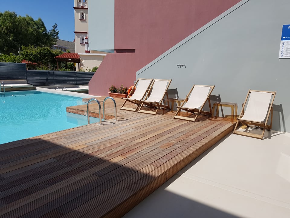 Pool Harmony Boutique Resort