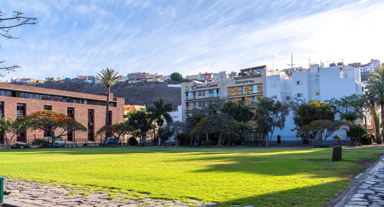 Außenansicht Hotel Torre del Conde