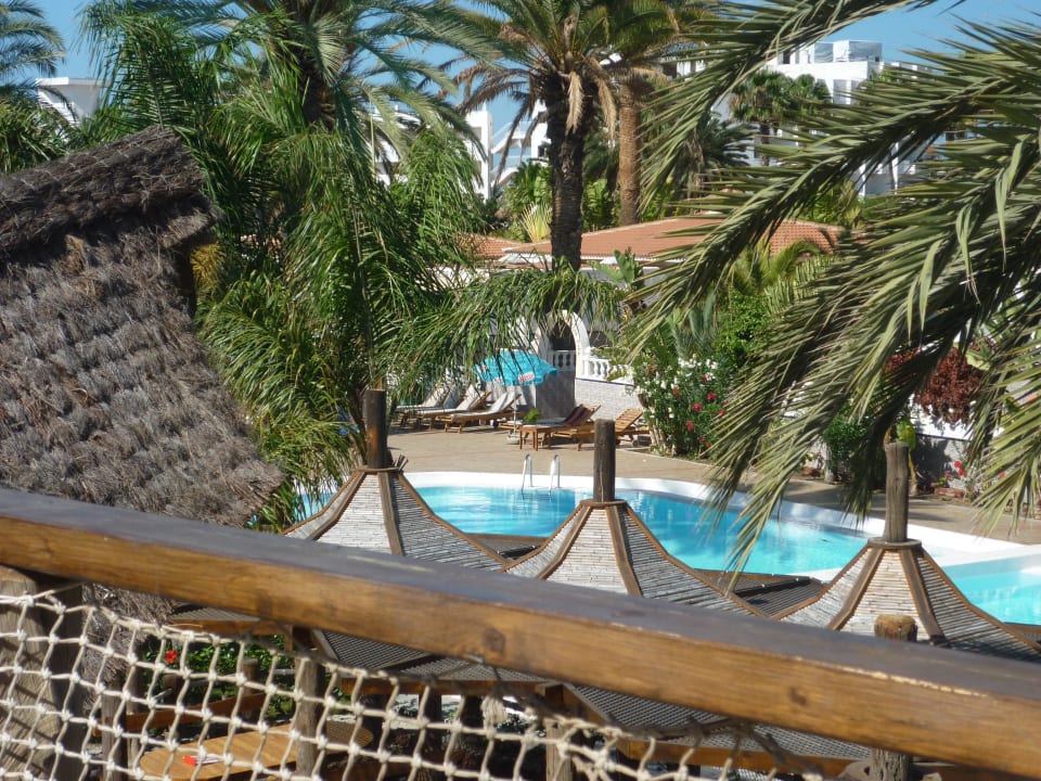 Sonnendeck.... HL Miraflor Suites Hotel